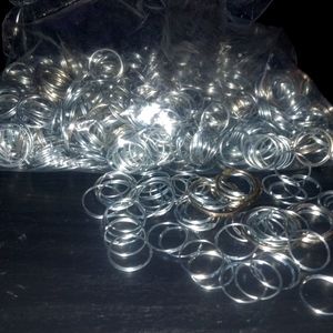 Metal links various types and sizes